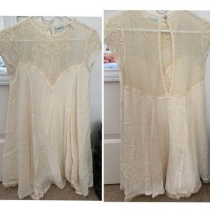 cream dress(never worn)